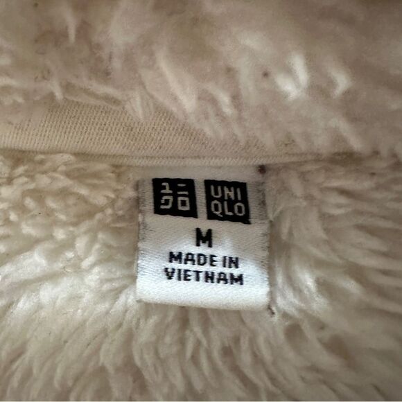 Uniqlo Soft Cream teddy bear Jacket size M - Picture 3 of 5